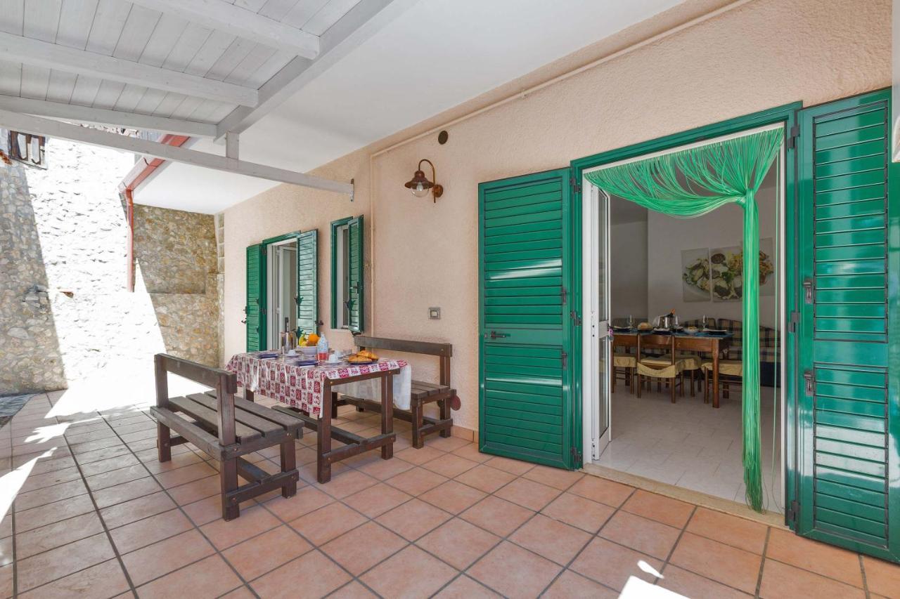 Apartamento Il Bacio del Sole by BarbarHouse Vieste Exterior foto