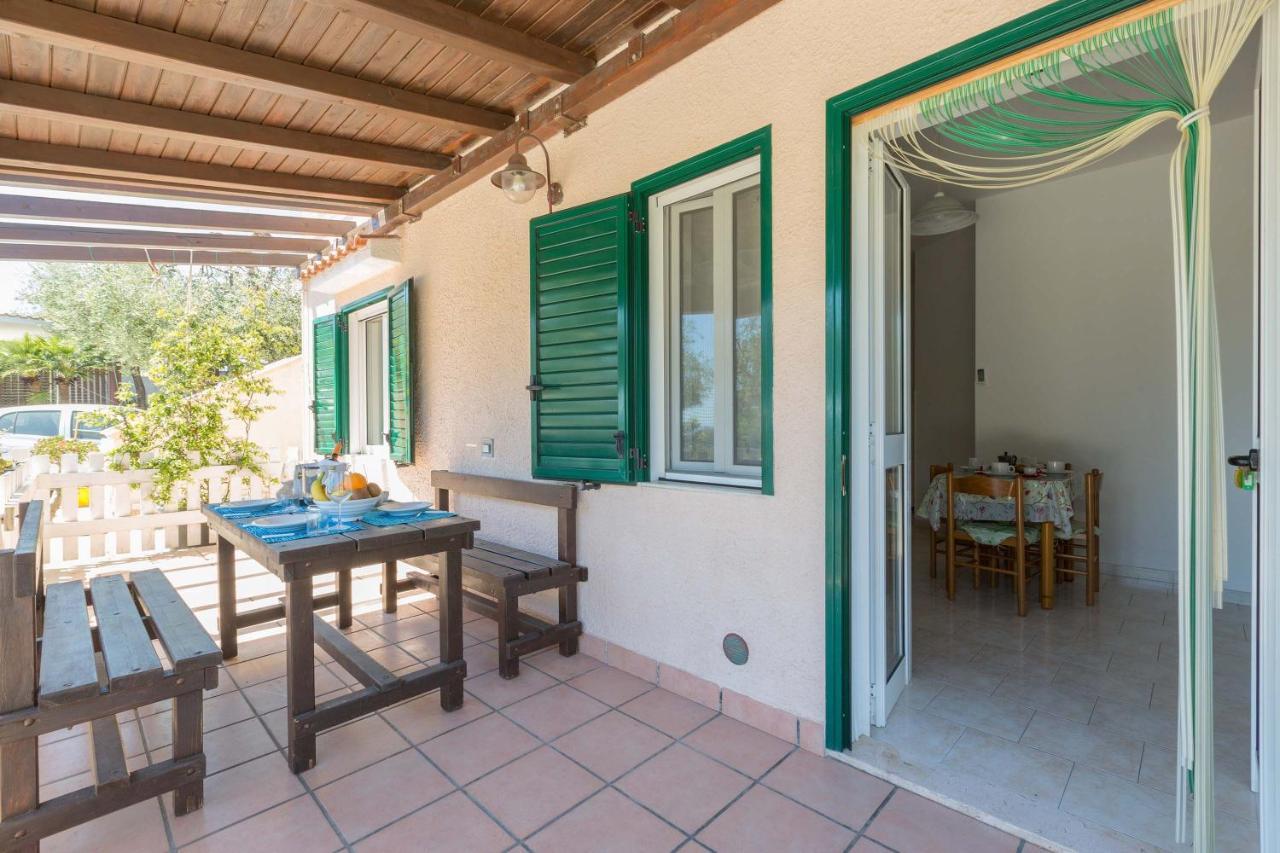 Apartamento Il Bacio del Sole by BarbarHouse Vieste Exterior foto