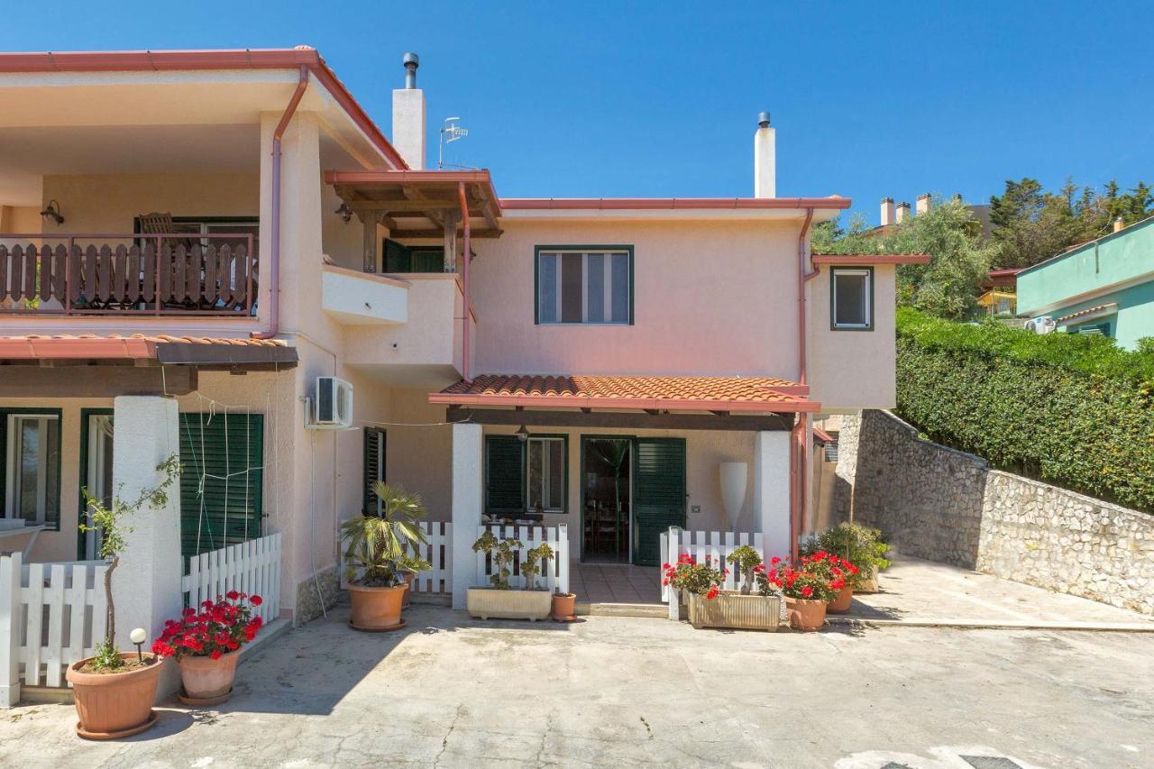 Apartamento Il Bacio del Sole by BarbarHouse Vieste Exterior foto